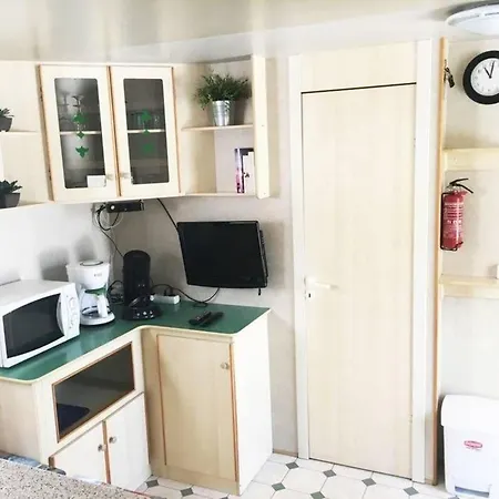 Ein Grosses Mobilheim Auf Einem Nahe Dem Und Dem Badeort Apartmán Viareggio